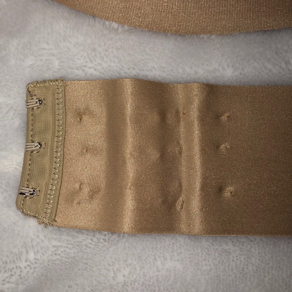 Strapless Bra - Picture 4 of 4